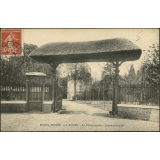 Mesnil-Esnard, près Rouen : La Chataigneraie - Entrée principale