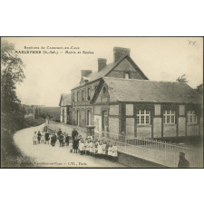 Environs de Caudebec-en-Caux, Maulévrier : Mairie et Ecole