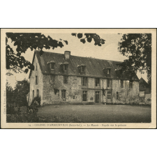 Colonie d'Ambourville : Le Manoir - Façade sur la pelouse