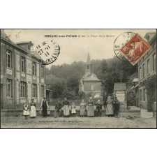 Fontaine-sous-Préaux : Place de la Mairie