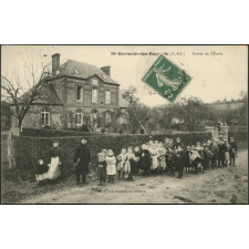 St-Germain-des-Essourts : Sortie de l'Ecole