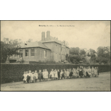 Brachy : La Mairie et les Ecoles