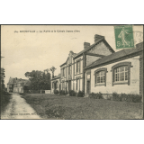 Betteville : La Mairie et la Colonie Jeanne d'Arc