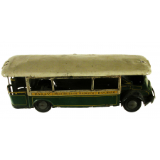 Bus parisien à plate-forme.