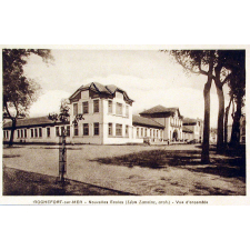 Rochefort-sur-Mer - Nouvelles Ecoles (Léon Lavoine, arch.) - Vue d'ensemble.