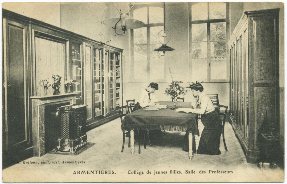 Armentières - Collège de jeunes Filles, Salle des Professeurs.