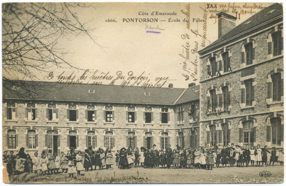 Côte d'Emeraude - 1666 - Pontorson - Ecole des Filles.
