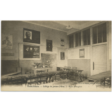 Valenciennes - Collège de jeunes Filles - Salle d'Anglais.