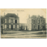 Gravigny, près Evreux - Mairie et Ecole.
