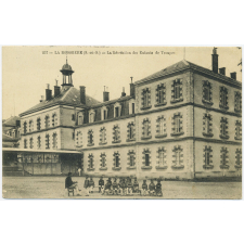 257 - La Boissière (S.-&-O.) - La Récréation des Enfants de Troupes.