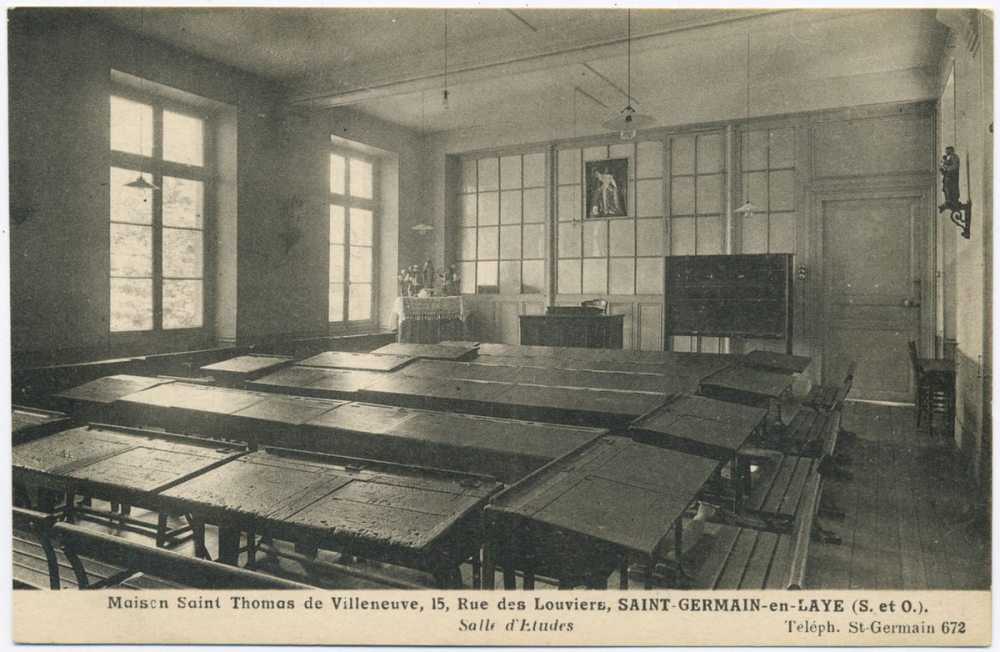 Maison Saint-Thomas de Villeneuve, 15, rue des Louviers, Saint-Germain-en-Laye (S.-&-O.) - Salle d'Etudes - Téleph. St-Germain 672.