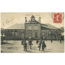 2 - Broué (E.-et-L.) - Les Ecoles.
