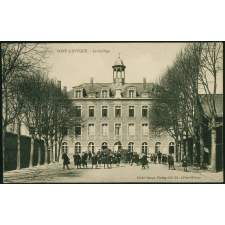 Pont-l'Evêque - Le Collège.