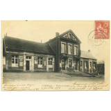 Combles - Mairie et Ecoles.