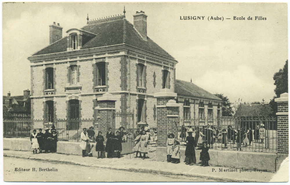 Lusigny (Aube) - Ecole de Filles.