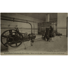 Ecole Nationale Professionnelle d'Armentières - Station centrale, côté haute tension et moteur à huile lourde.