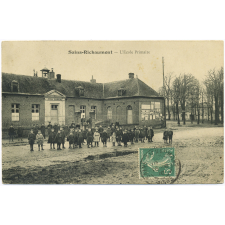 Sains-Richaumont - L'Ecole Primaire.