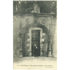 75 - Poitiers - Ecole Normale d'Instituteurs - Porte intérieure.