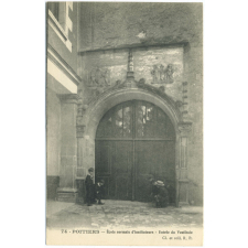 74 - Poitiers - Ecole Normale d'Instituteurs - Entrée du Vestibule.