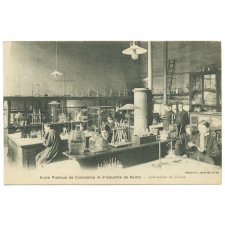 Ecole Pratique de Commerce et d'Industrie de Reims - Laboratoire de Chimie.