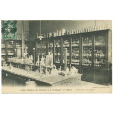Ecole Pratique de Commerce et d'Industrie de Reims - Laboratoire de Chimie.