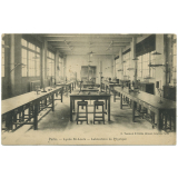 Paris - Lycée St-Louis - Laboratoire de Physique.