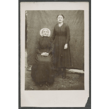 Mère et fille. 