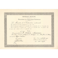 Diplôme d'Officier d'Académie.