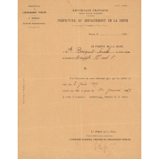 Documentation relative à une institutrice. Lettres administratives. Promotions. 
