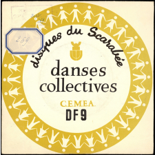 Danses collectives.