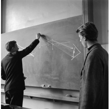 Leçon d'optique au collège-lycée d'Arsonval