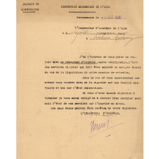 Dossier de demande de mise à la retraite de l'instituteur Adrien Ragault. 