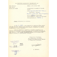 Constitution du dossier de demande de mise à la retraite de Mme De Hurtevent-Pont. 