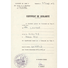 Certificat de scolarité à l'Université de Paris X - Nanterre.