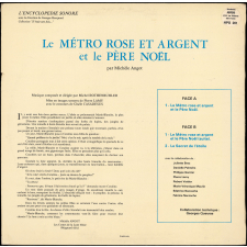 Le métro rose et argent et le père Noël. .