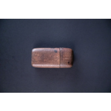 Etui à plumes en bois