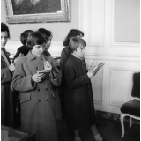 Musée d'Histoire de France : groupe d'élèves prenant des notes