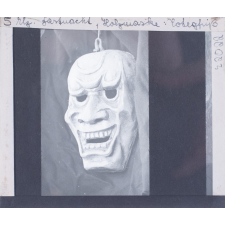 Fastnacht, Holzmaske : Totengfriß = Carnaval, masque en bois : figure de la Mort