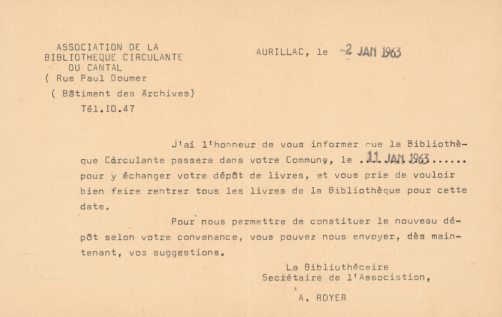 Fiches de prêt de la Bibliothèque circulante du Cantal.
