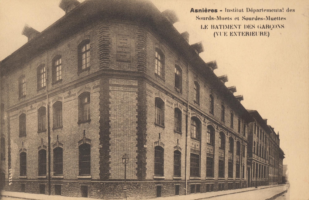 Asnières - Institut Départemental des Sourds-Muets et Sourdes-Muettes - Le Bâtiment des Garçons (Vue Extérieure).