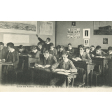 Ecole des Roches - La Classe de 4ème de 1908, dans la salle de M. des Granges.