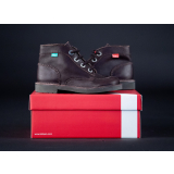 Paire de chaussures enfant