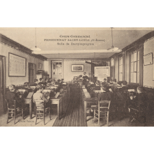 Cours Commercial - Pensionnat Saint-Louis ( St-Etienne) - Salle de Dactylographie.