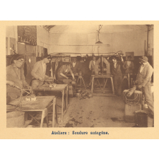 Ecole des Apprentis-Mécaniciens. Lorient - 1932.
