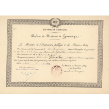 Documentation relative à une enseignante. Diplômes. 