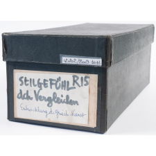 Styles - étude comparée : évolution de l'art grec = Stilgefühl dch Vergleichen : Entwicklung d. griech. Kunst