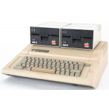Unité centrale Apple II et lecteurs de disquettes