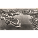 Petit-Couronne : un bassin et des docks flottants