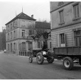 Collège-lycée d'enseignement technique. La façade principale. 