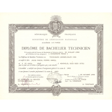Diplôme de Bachelier Technicien.